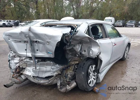 2013 Nissan Altima 2.5 S from USA, damaged, VIN 1N4AL3APXDN495394